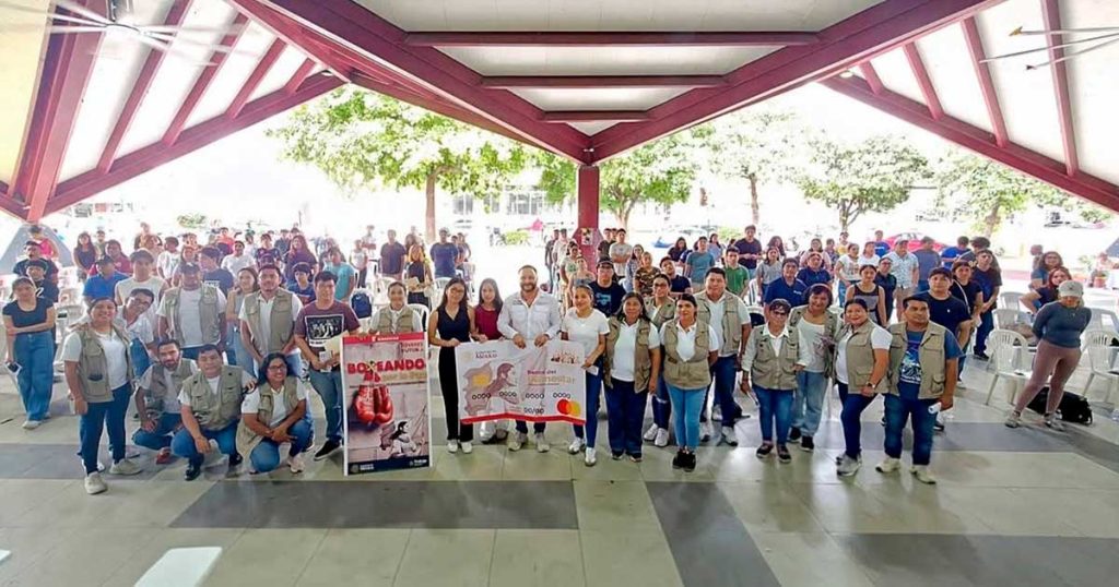 Entregan medios de cobro a 148 beneficiarios del programa Jóvenes Construyendo el Futuro en Poza Rica Entregan medios de cobro a 148 beneficiarios del programa Jóvenes Construyendo el Futuro en Poza Rica