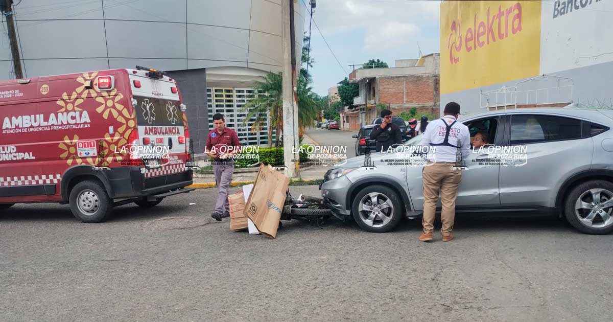 Motociclista resulta lesionado tras choque en la colonia Lázaro Cárdenas de Poza Rica