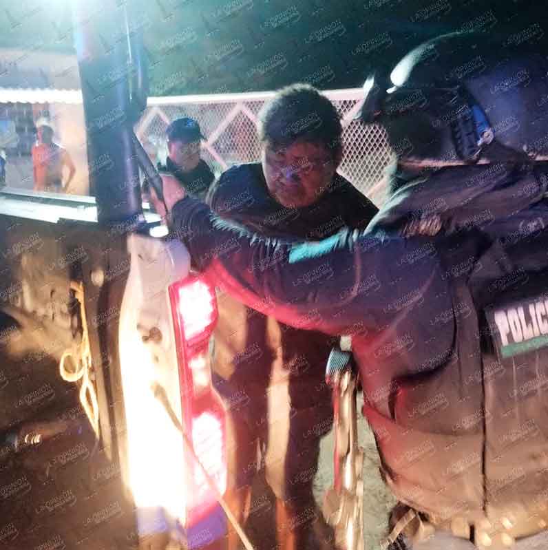 Riña callejera termina con dos heridos y detenidos en la colonia Reforma