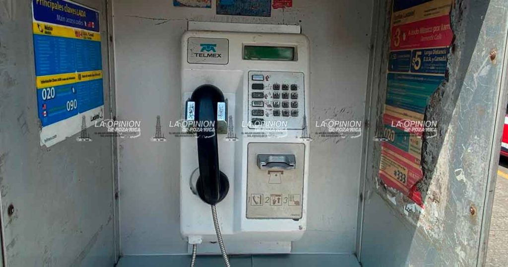 Más de cien casetas Telmex serán retiradas de la vía pública