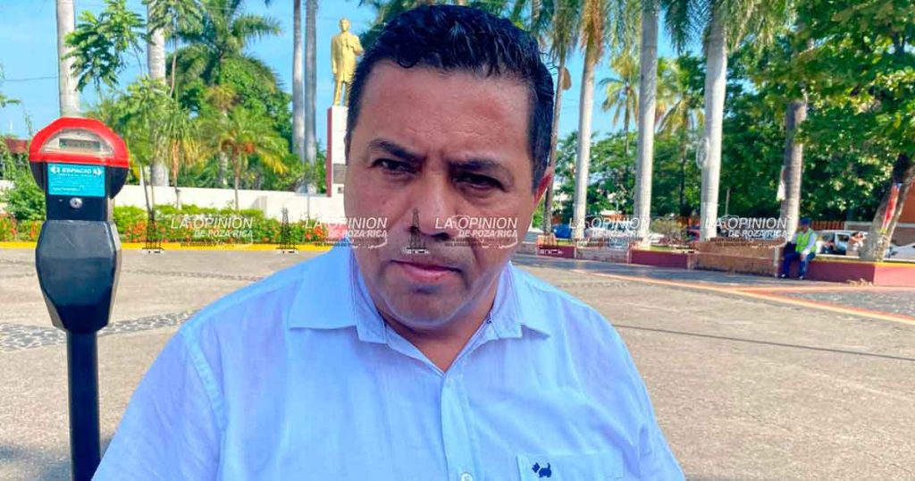 Más de cien casetas Telmex serán retiradas de la vía pública