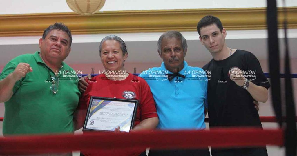 PROYECTANDO CAMPEONES