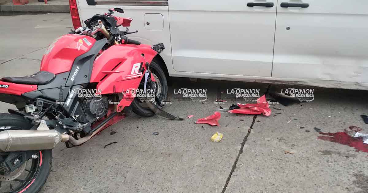 Motociclista resulta gravemente lesionado tras choque en la colonia Ricardo Flores Magón