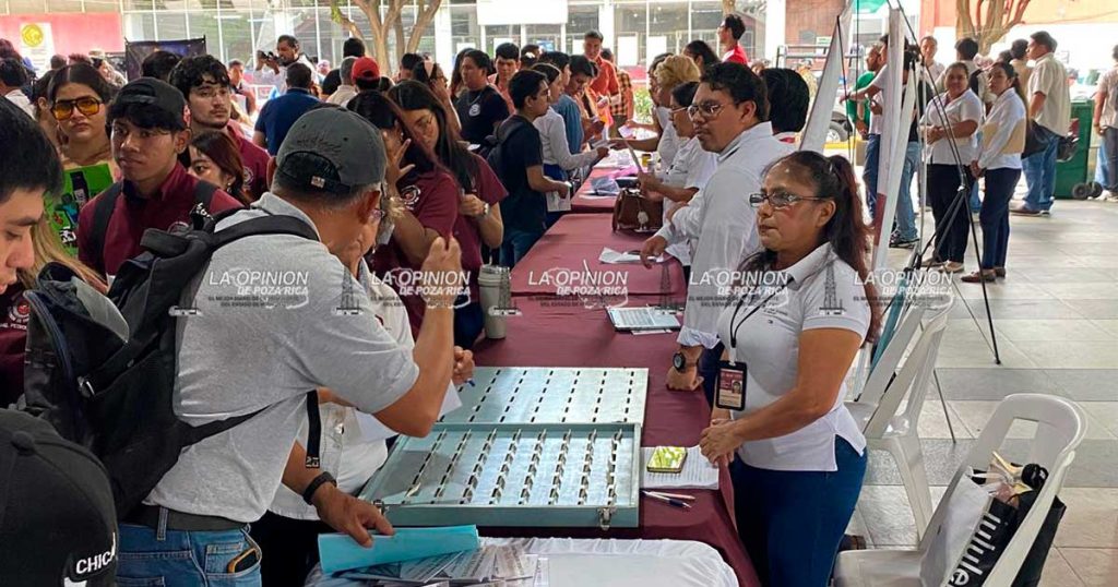 Instalan la Feria Nacional del Empleo para las Juventudes
