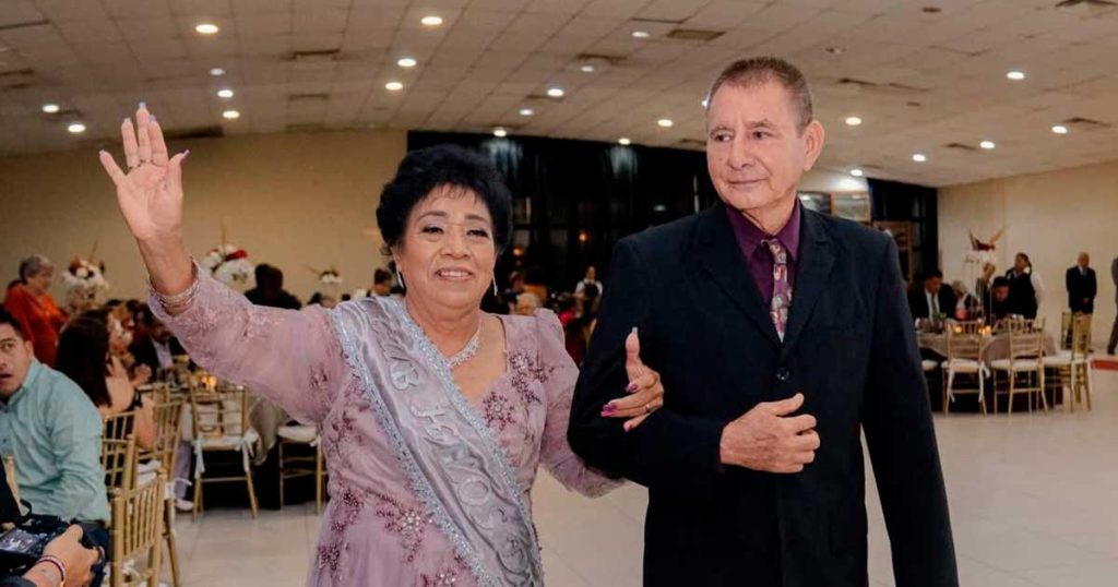 Reconocen a personas adultas mayores con “La Gran Velada” en Poza Rica