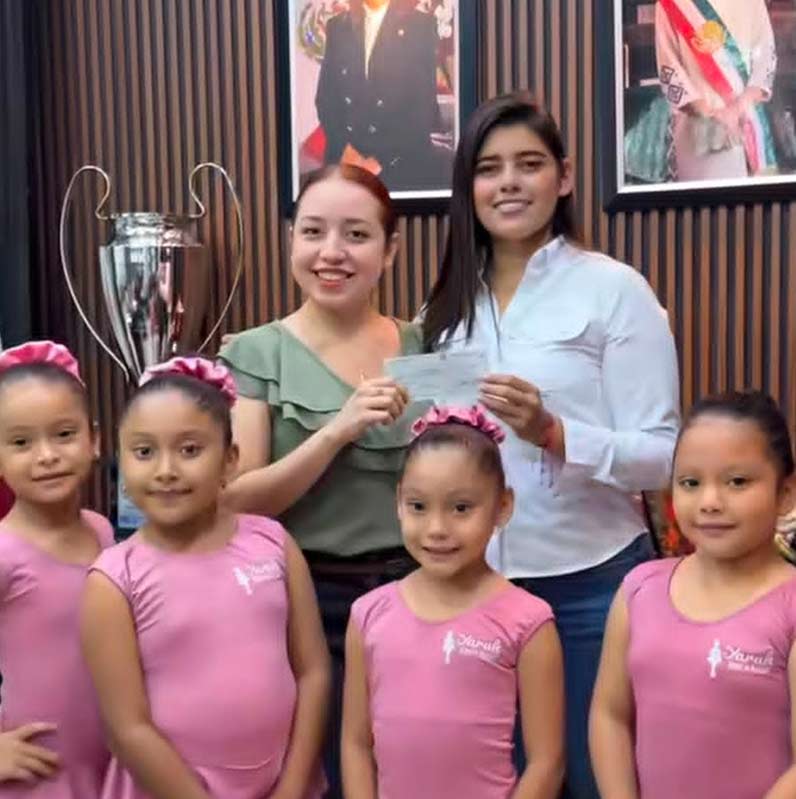 Entregan apoyo a Yaruh Kids Ballet