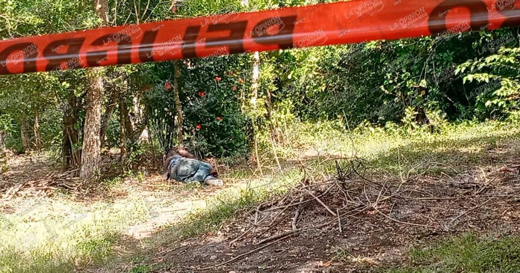¡Localizan a persona sin vida en una brecha!