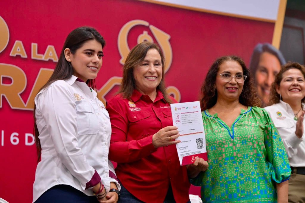 Transformación con justicia social, mil 800 personas de siete municipios reciben Apoyo a la Palabra: Rocío Nahle