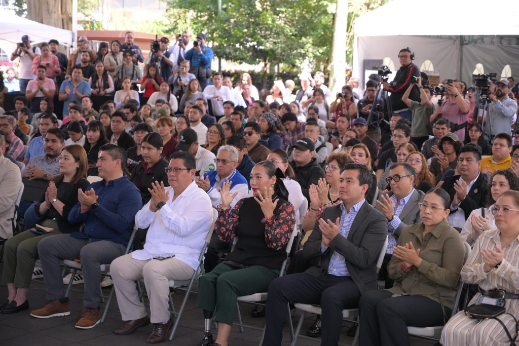 Veracruz fortalece oportunidades laborales para jóvenes: Rocío Nahle