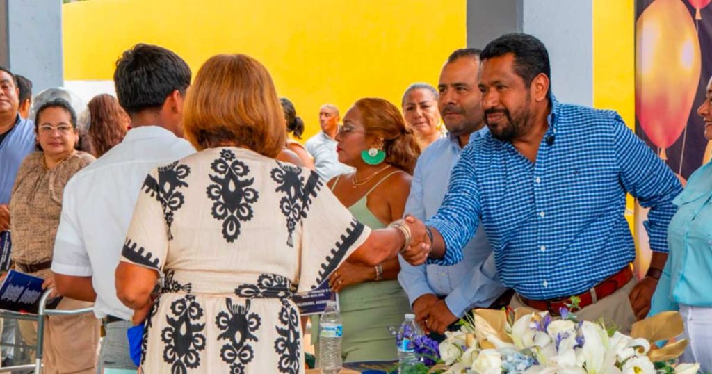 Pablo Caballero refuerza cercanía con escuelas y gestiona peticiones ante Ayuntamiento