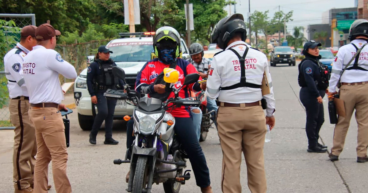 Refuerzan Tránsito del Estado vigilancia con operativo sorpresa Refuerzan Tránsito del Estado vigilancia con operativo sorpresa