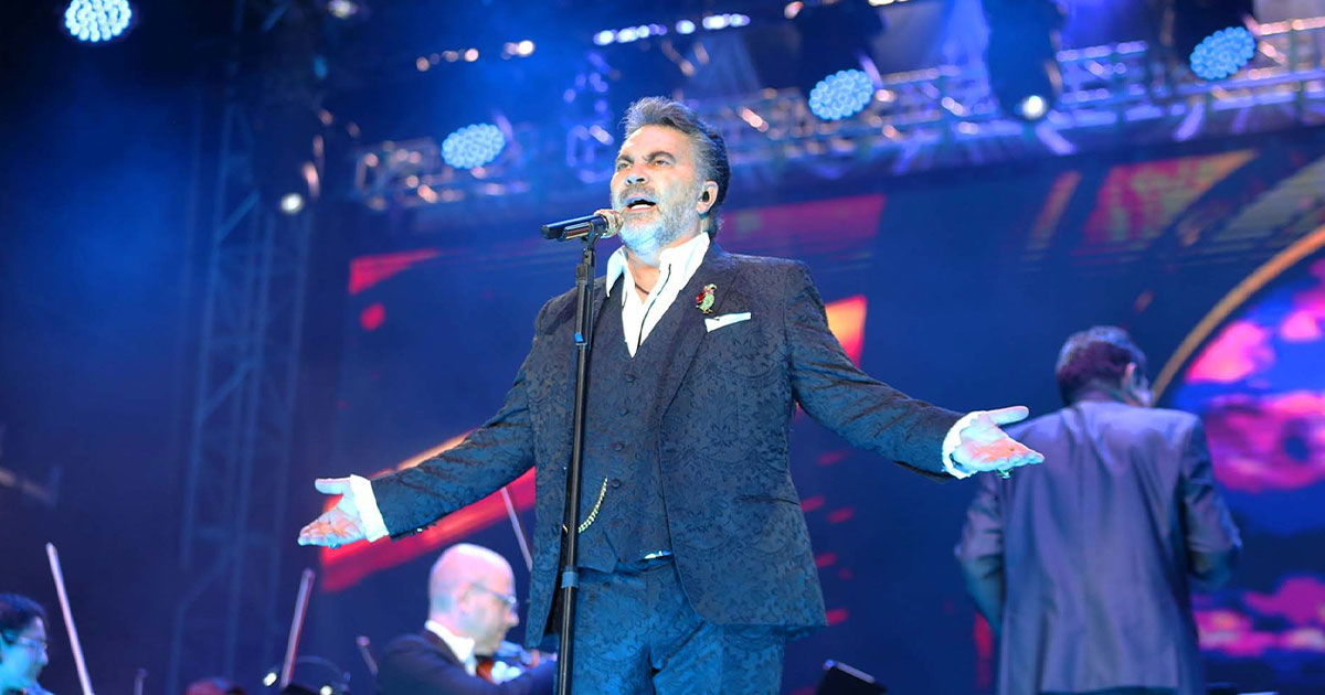 Mijares vestirá de gala el WTC Veracruz con un monumental show sinfónico por sus 10 años de gira Mijares vestirá de gala el WTC Veracruz con un monumental show sinfónico por sus 10 años de gira