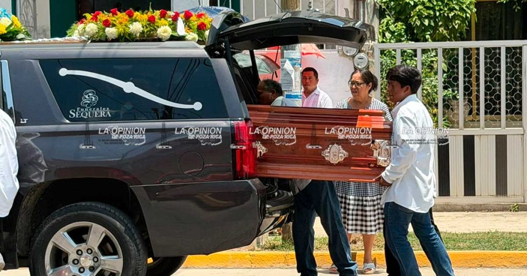 Dan el último adiós a Pedro Mata Durán Dan el último adiós a Pedro Mata Durán