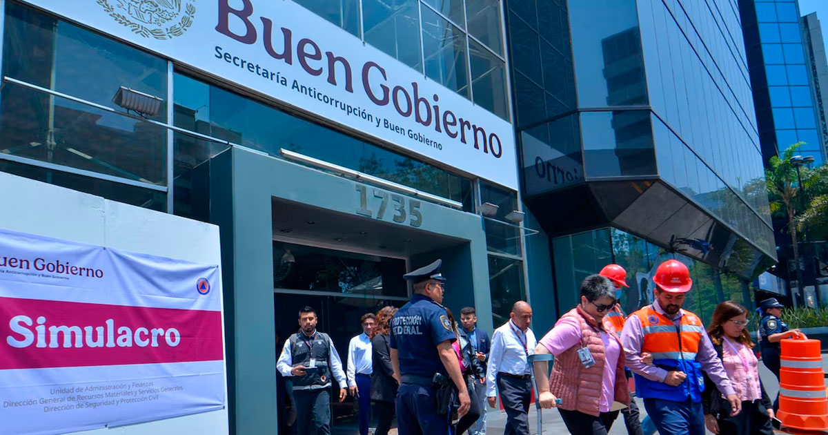 Servidores de CFE, IMSS, SAT y otras dependencias enfrentan inhabilitaciones y sanciones por más de 22.4 MDP Servidores de CFE, IMSS, SAT y otras dependencias enfrentan inhabilitaciones y sanciones por más de 22.4 MDP