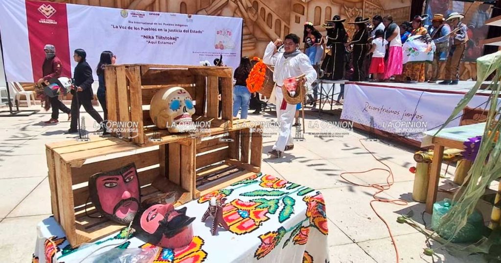 Álamo realiza primer Festival Nika Tiitstokej Álamo realiza primer Festival Nika Tiitstokej