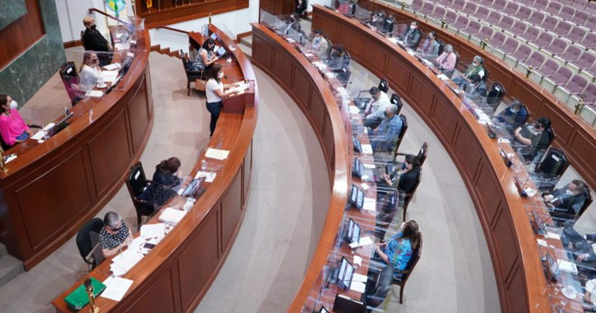 Congreso de Sinaloa definirá este lunes al gobernador interino Congreso de Sinaloa definirá este lunes al gobernador interino