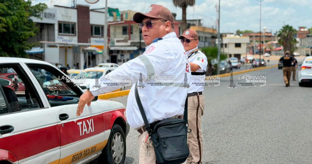 Operativos rotativos mantienen vigilancia sobre motociclistas y taxistas en Poza Rica Puntos en la colonia Petromex y la carretera Cazones-Poza Rica