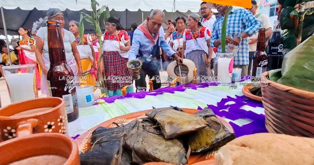 Álamo realiza primer Festival Nika Tiitstokej Álamo realiza primer Festival Nika Tiitstokej