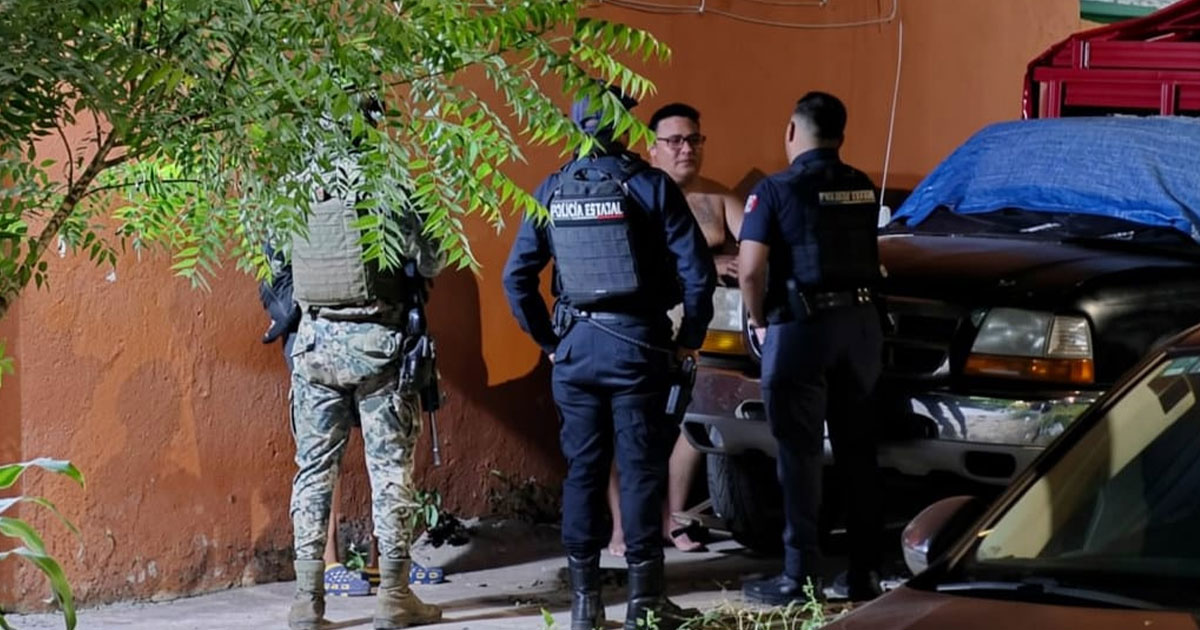 Insólita noche en Veracruz: vecino denuncia intento de cateo tras viralizar video captado por cámaras de seguridad
