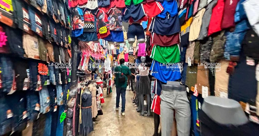 Subirán los precios de uniformes escolares; ajustan promociones Subirán los precios de uniformes escolares; ajustan promociones