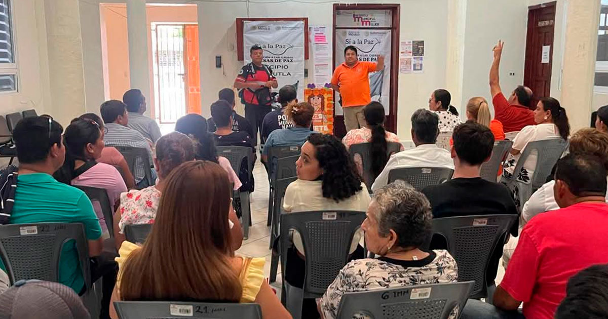 Personal del Ayuntamiento de Nautla recibe capacitación en atención a emergencias Personal del Ayuntamiento de Nautla recibe capacitación en atención a emergencias