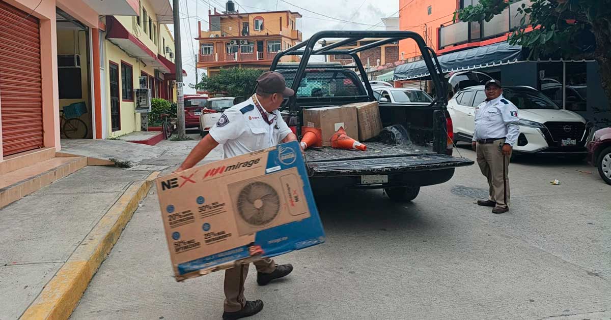 Continúa operativo de apartado de lugar en Tecolutla Continúa operativo de apartado de lugar en Tecolutla