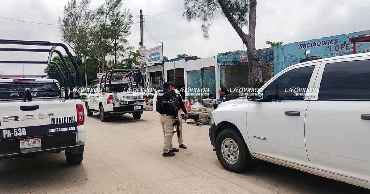 https://laopinion.net/ejecutan-a-balazos-a-hombre-junto-a-vulcanizadora-...