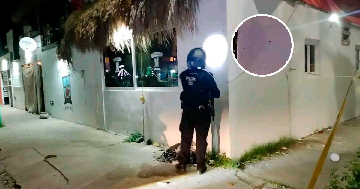 Balean fachada del bar “La Ventanita” en Coatzacoalcos