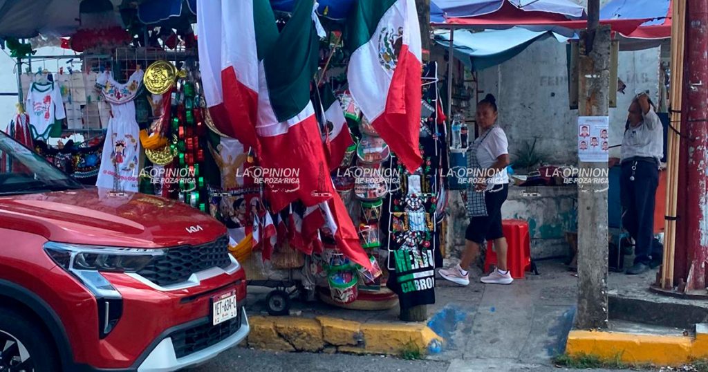 Disminuye la venta de artículos patrios en la ciudad