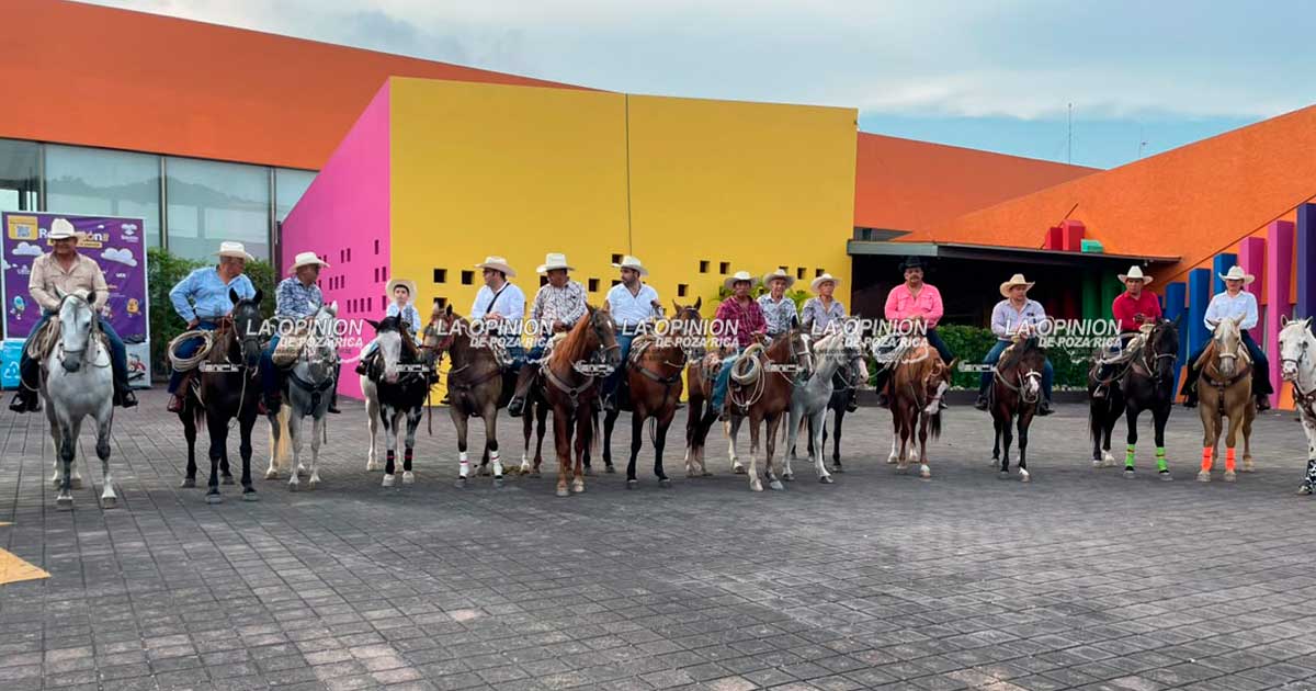 Cabalgata Teletón reúne a participantes de la zona norte