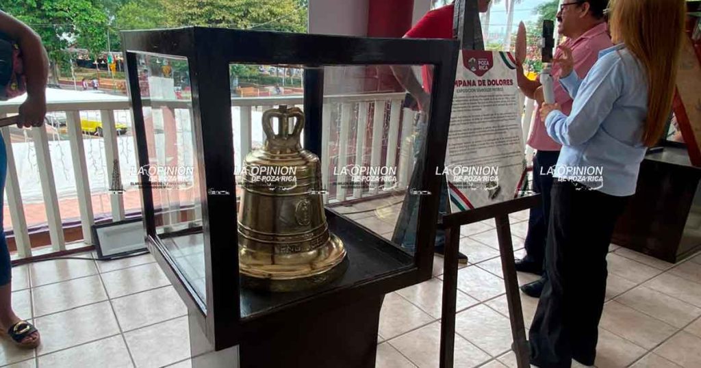 Inauguran exposición de los Símbolos Patrios
