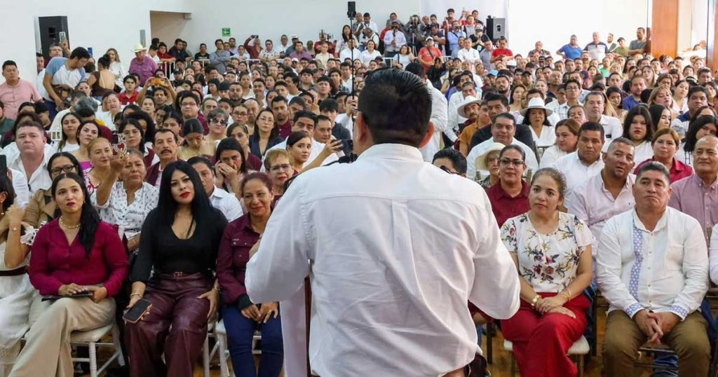 Héctor Probo se suma a Morena Héctor Probo se suma a Morena