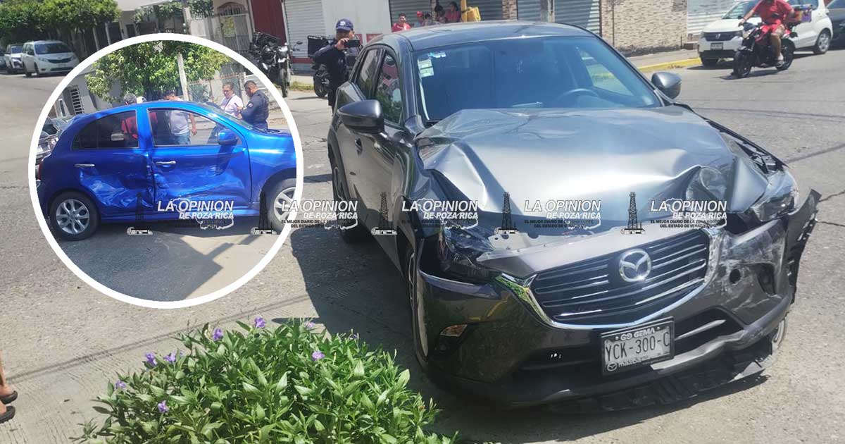 Daños a coches estacionados, heridos y crisis en colisión Colisión en la Chapultec provoca daños a coches estacionados
