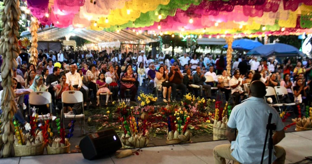 32 mil 610 personas celebraron la riqueza gastronómica y cultural del maíz en Xalapa 32 mil 610 personas celebraron la riqueza gastronómica y cultural del maíz en Xalapa