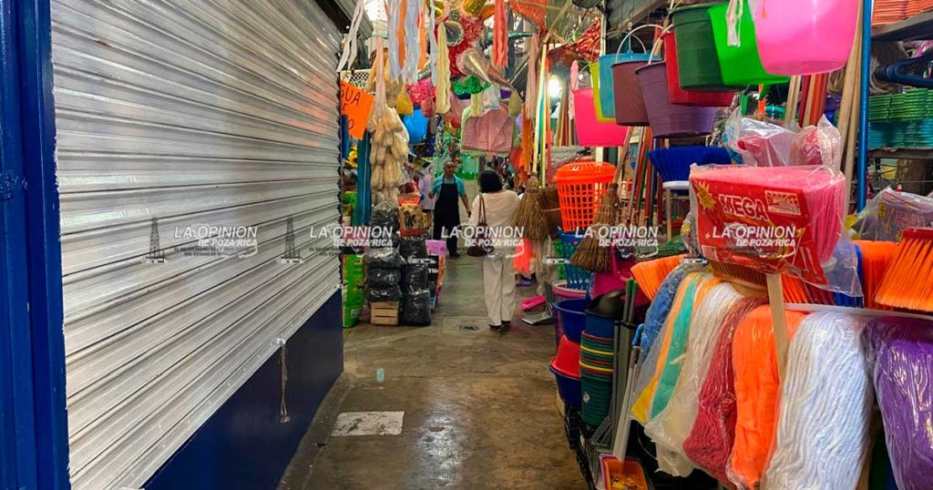 Reportan bajas ventas en el mercado 27 de Septiembre