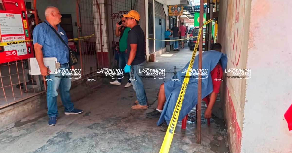 Muere hombre tras sufrir una emergencia médica en pleno centro de Álamo