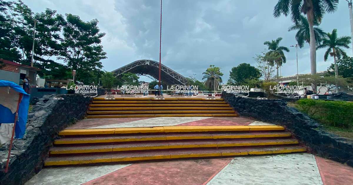 Reactivan la fuente danzante de la plaza cívica