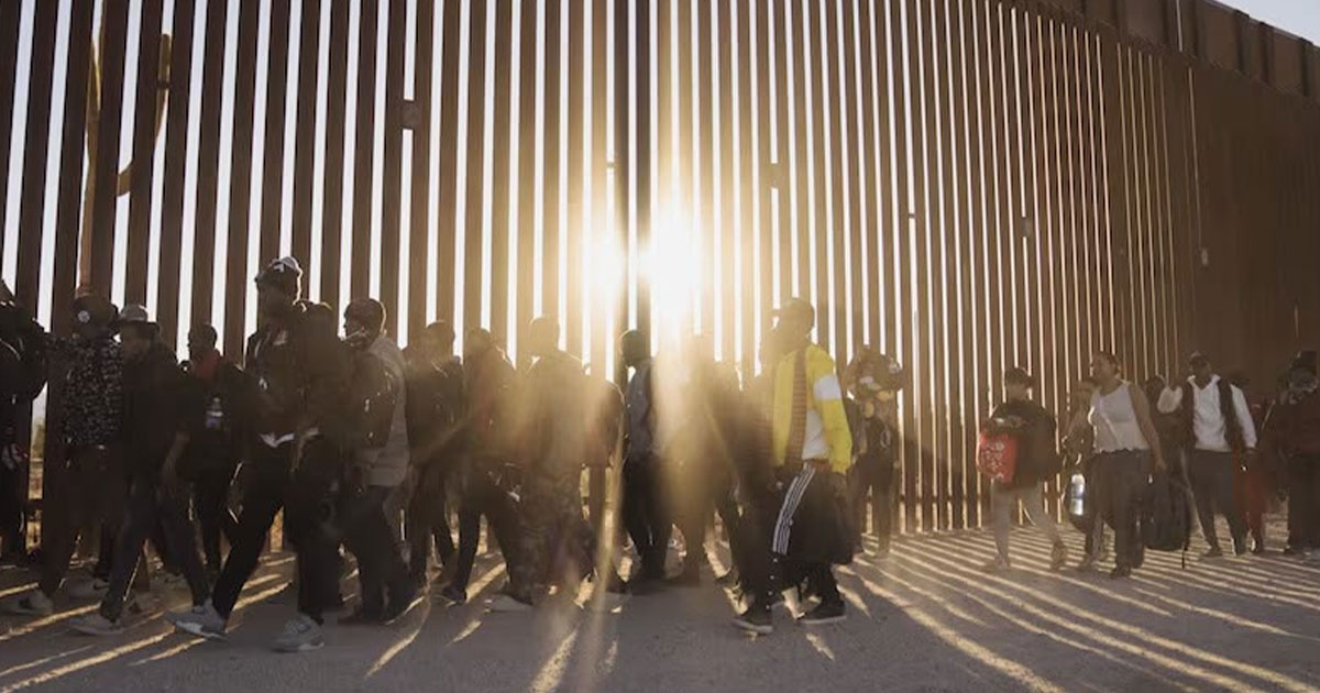 Estados Unidos va en busca de los deportados Estados Unidos va en busca de los deportados