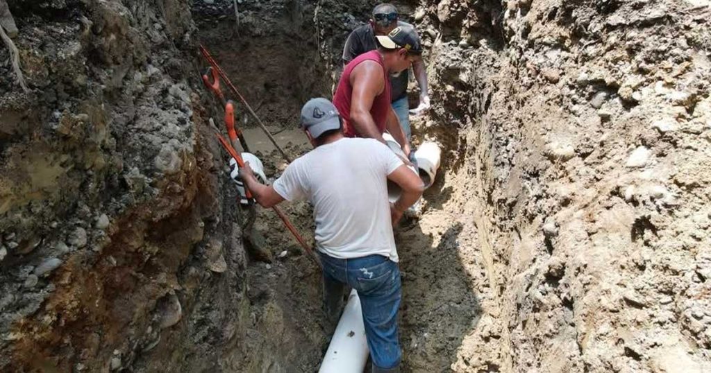 Más de 40 mil pozarricenses afectados por reparación de línea de agua en el Arroyo del Maíz
