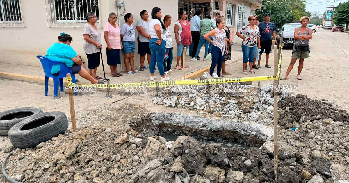 Propietario de predio particular retrasa rehabilitación de drenaje en la colonia Ignacio de la Llave Propietario de predio particular retrasa rehabilitación de drenaje en la colonia Ignacio de la Llave