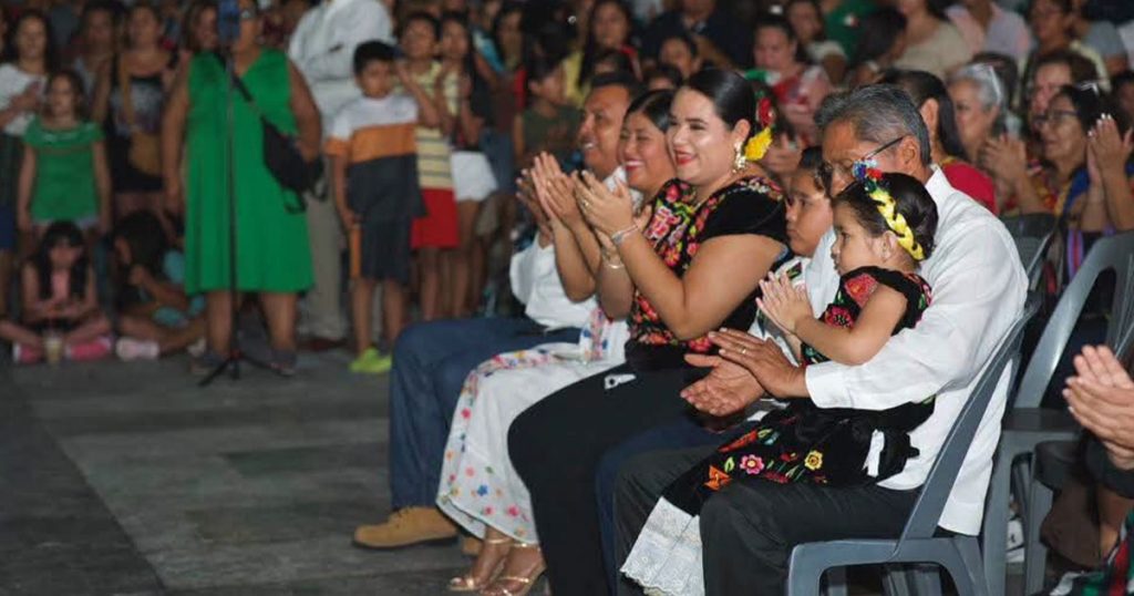 Tecolutla se viste de México y celebra sus fiestas patrias Tecolutla se viste de México y celebra sus fiestas patrias